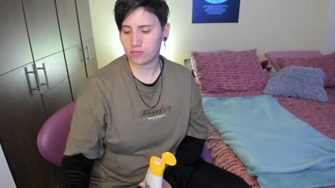 Snapshot of musicayluna chatting on January 2025 02:23:01 AM VALENTINA Luna online show from January 2025 02:23:01 AM