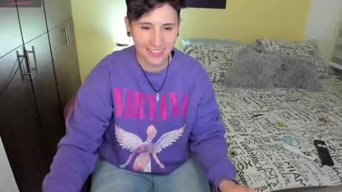 Snapshot of musicayluna chatting on February 2025 04:11:02 AM VALENTINA Luna online show from February 2025 04:11:02 AM