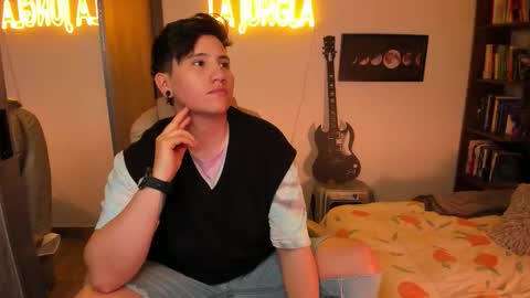 VALENTINA Luna  online show from October 2025 02:30:02 AM