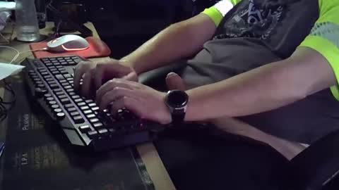 Snapshot of muso44 chatting on November 2025 06:02:02 AM Muso online show from November 2025 06:02:02 AM