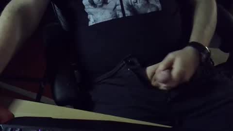 Snapshot of muso44 chatting on December 2025 09:14:01 AM Muso online show from December 2025 09:14:01 AM