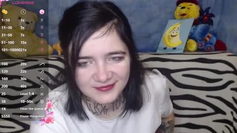 Snapshot of mustardgirl chatting on December 2024 07:40:02 AM ZZ TOP online show from December 2024 07:40:02 AM