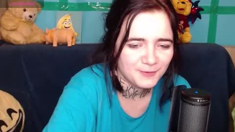 Snapshot of mustardgirl chatting on February 2025 11:47:02 PM ZZ TOP online show from February 2025 11:47:02 PM