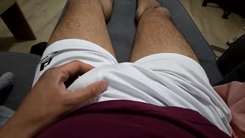 Snapshot of muybien68 chatting on March 2026 12:36:01 AM Muybien online show from March 2026 12:36:01 AM