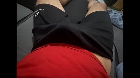 Snapshot of muybien68 chatting on April 2026 01:23:02 AM Muybien online show from April 2026 01:23:02 AM