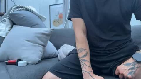 mvtteblvck online show from April 2026 10:18:01 PM