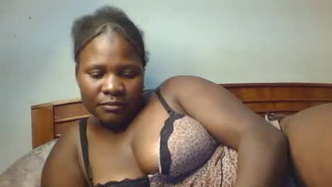 mwekas568403 online show from October 2025 07:58:02 PM