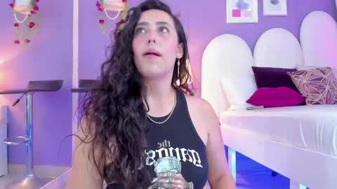 my_aleja_ online show from September 2025 01:59:02 PM