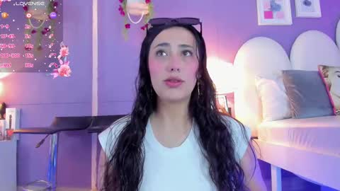 my_aleja_ online show from November 2025 12:51:02 PM