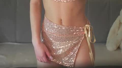 Polly online show from April 2026 01:41:01 PM