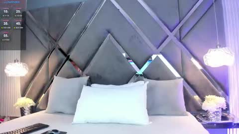 Mariana Evans online show from September 2025 11:36:01 AM