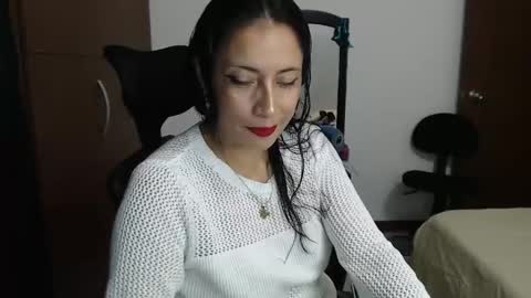 mary and charlie online show from January 2025 11:52:02 PM