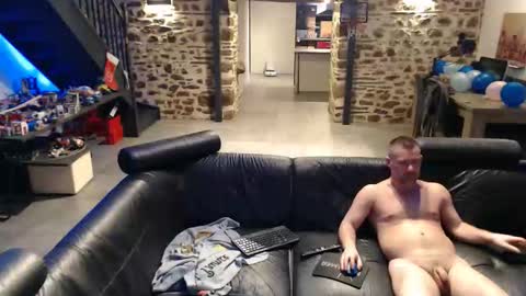 AlexSynopsis online show from January 2026 10:37:02 PM