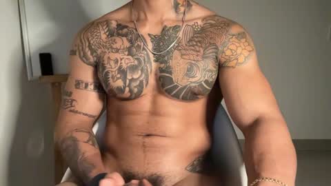 Snapshot of myke_esthetic chatting on February 2025 06:11:02 AM Myke esthetic online show from February 2025 06:11:02 AM