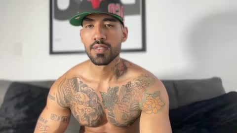 Snapshot of myke_esthetic chatting on February 2025 11:13:02 PM Myke esthetic online show from February 2025 11:13:02 PM