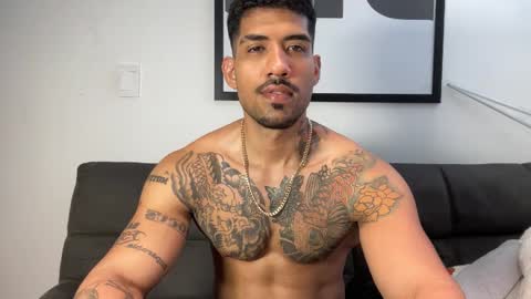 Snapshot of myke_esthetic chatting on September 2025 06:44:02 PM Myke esthetic online show from September 2025 06:44:02 PM