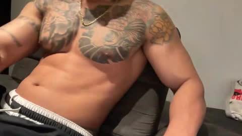 Snapshot of myke_esthetic chatting on October 2025 11:07:01 PM Myke esthetic online show from October 2025 11:07:01 PM