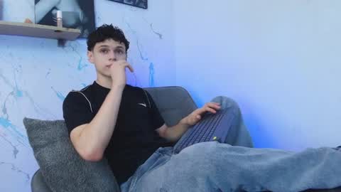 Mykel   online show from March 2026 03:18:01 PM