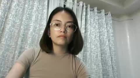 Lucie  online show from January 2025 12:46:02 PM