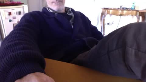 Bi sexy guy lovense hush is on private is open or password show tip if you like. online show from March 2025 07:43:02 AM