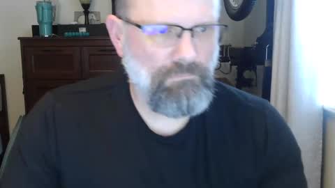 Just hanging out - No pressure online show from June 2026 11:30:02 PM