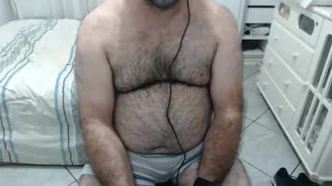 Snapshot of mysterbearmg chatting on March 2026 01:22:01 AM mysterbearmg online show from March 2026 01:22:01 AM
