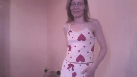 mysterious_blondy online show from May 2026 05:24:01 AM