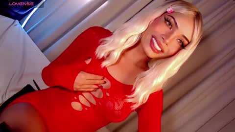 Olivia online show from February 2025 12:37:02 PM