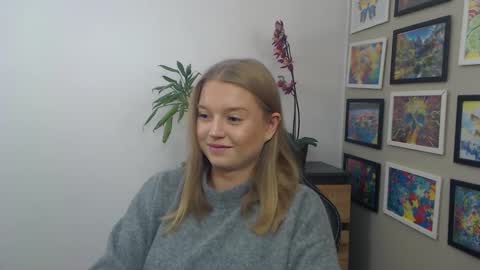 Erica online show from December 2025 09:37:02 AM