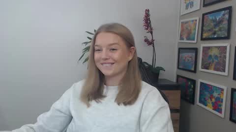 Erica online show from December 2025 12:01:01 PM