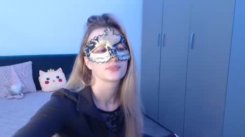 Snapshot of mysterygirl2023 chatting on March 2026 11:10:01 AM Mystery Girl online show from March 2026 11:10:01 AM