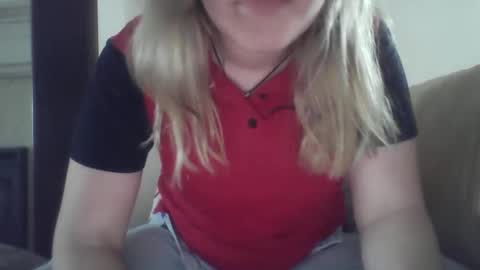 Snapshot of mysticsirenglow chatting on May 2026 02:03:02 PM mysticsirenglow online show from May 2026 02:03:02 PM