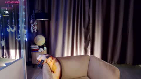 Angeline online show from March 2026 06:33:01 PM