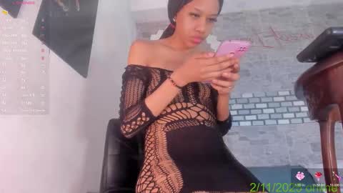          online show from November 2025 02:06:02 PM