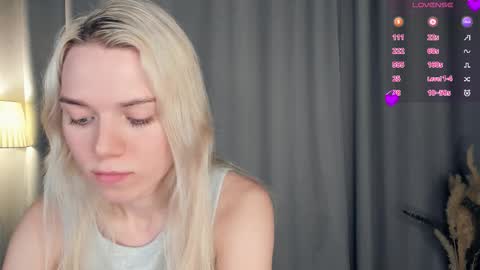 Olivia or just olive online show from November 2025 08:07:01 PM