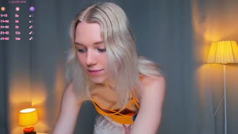 Snapshot of myviolet_rush chatting on July 2026 07:16:01 PM Olivia or just olive online show from July 2026 07:16:01 PM