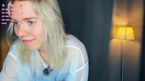 Snapshot of myviolet_rush chatting on July 2026 07:05:02 PM Olivia or just olive online show from July 2026 07:05:02 PM