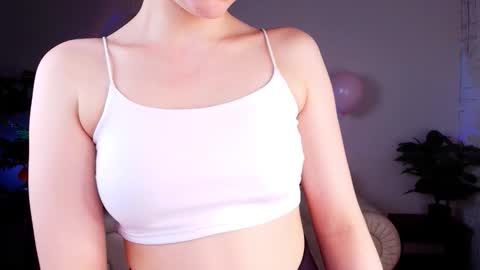 Eva  online show from February 2026 07:51:01 AM