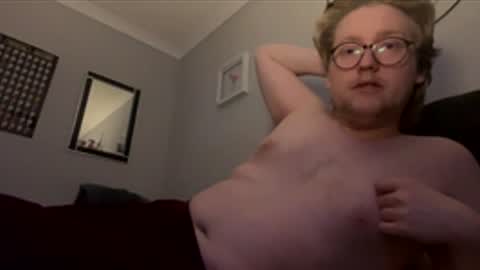 n_ryan98 online show from March 2026 09:07:02 PM