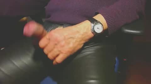 naaapa online show from January 2025 05:48:01 PM