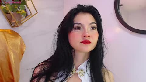 naamah_b online show from January 2025 01:20:02 PM