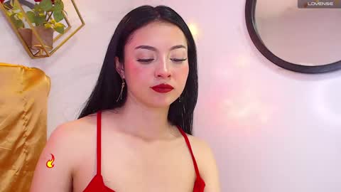 naamah_b online show from January 2025 04:28:02 PM