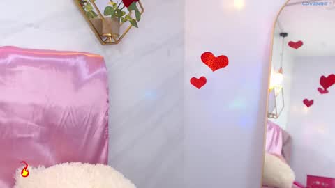 naamah_b online show from February 2025 05:28:01 PM