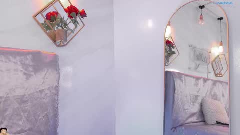 naamah_b online show from March 2026 02:24:01 PM