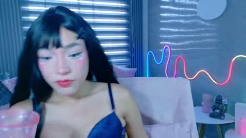 naaomi_cute online show from October 2025 07:59:01 PM