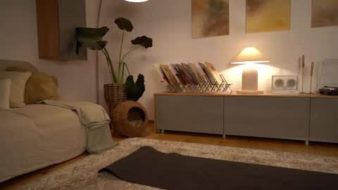 Nadia online show from November 2025 08:35:02 PM