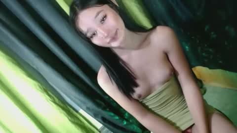 Snapshot of nadiestar chatting on January 2025 09:51:02 AM nadiestar online show from January 2025 09:51:02 AM