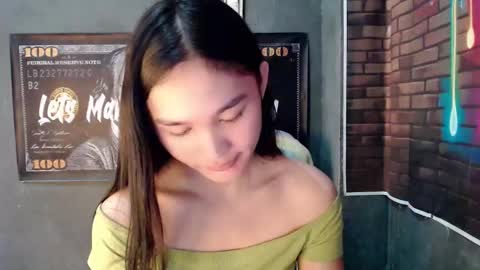 Snapshot of nadiestar chatting on May 2026 01:02:02 AM nadiestar online show from May 2026 01:02:02 AM
