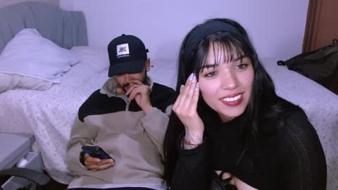 naduu__xx online show from February 2025 12:33:01 AM