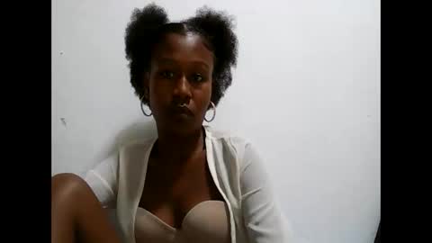 Snapshot of nah296652 chatting on May 2026 06:48:01 PM nah296652 online show from May 2026 06:48:01 PM